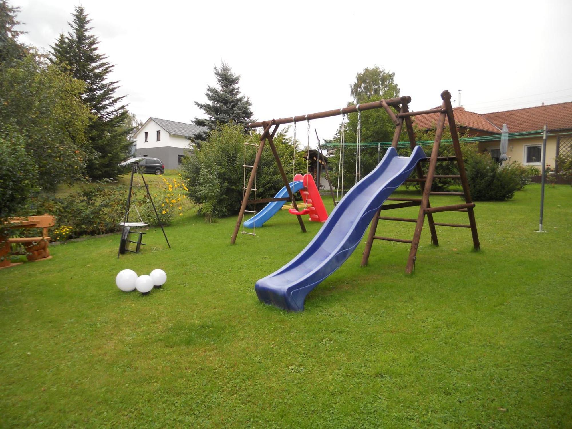 Ferienhaus Zittau Oberlausitz & Ferienwohnung Am Hamann Berg Dış mekan fotoğraf